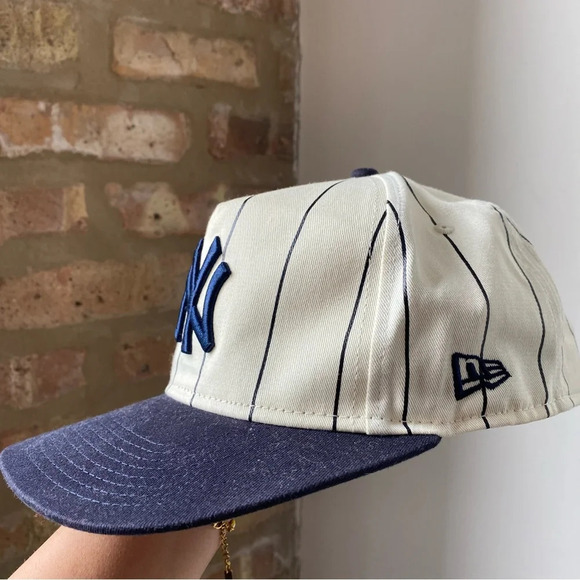 New Era Navy and Cream Pinstripe Cap - Picture 12 of 12